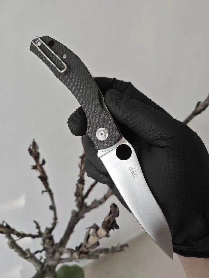 Spyderco C241 Folding Knife with Carbon Fiber Handle